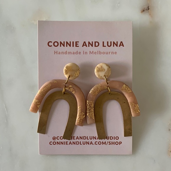 2/$50ππ Connie and Luna vintage double rainbow brass & polymer earrings - Picture 1 of 3